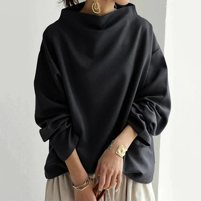 Erika - Chic oversize high neck sweater